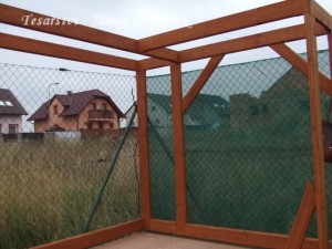 Přístřešek na dřevo